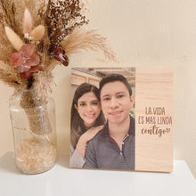 Cargar imagen en el visor de la galería, impresión en madera con frase para regalar a parejas
